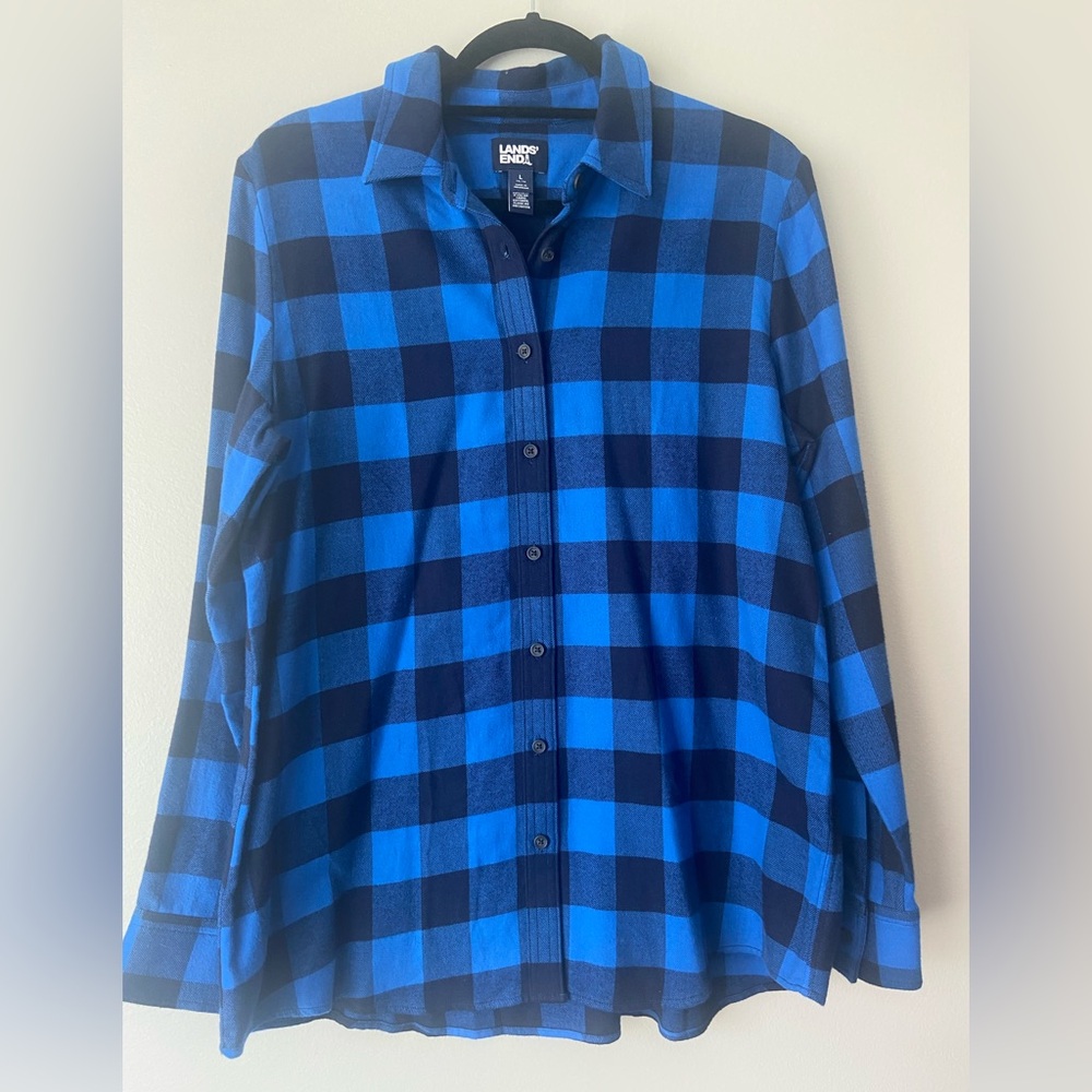 Lands End/ Women’s Blue and Black Plaid Button-Up Shirt/Size Large
